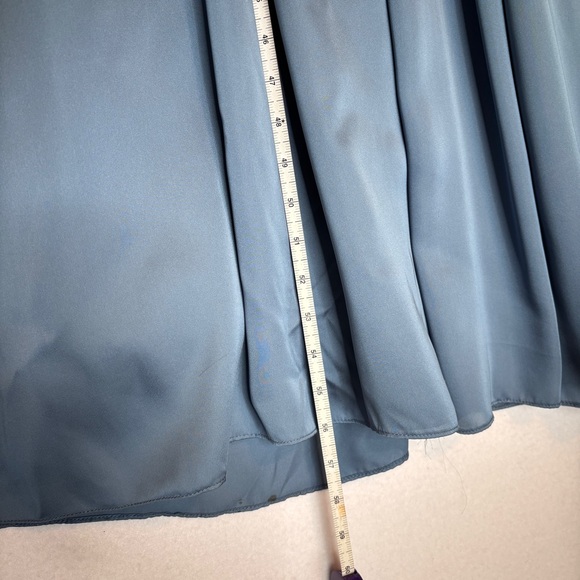 White Vera Wang V Neck Halter Gown Blue Size 12 - Picture 14 of 15